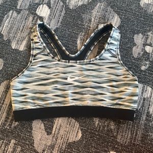 Nike Swoosh Sports Bra Size Medium